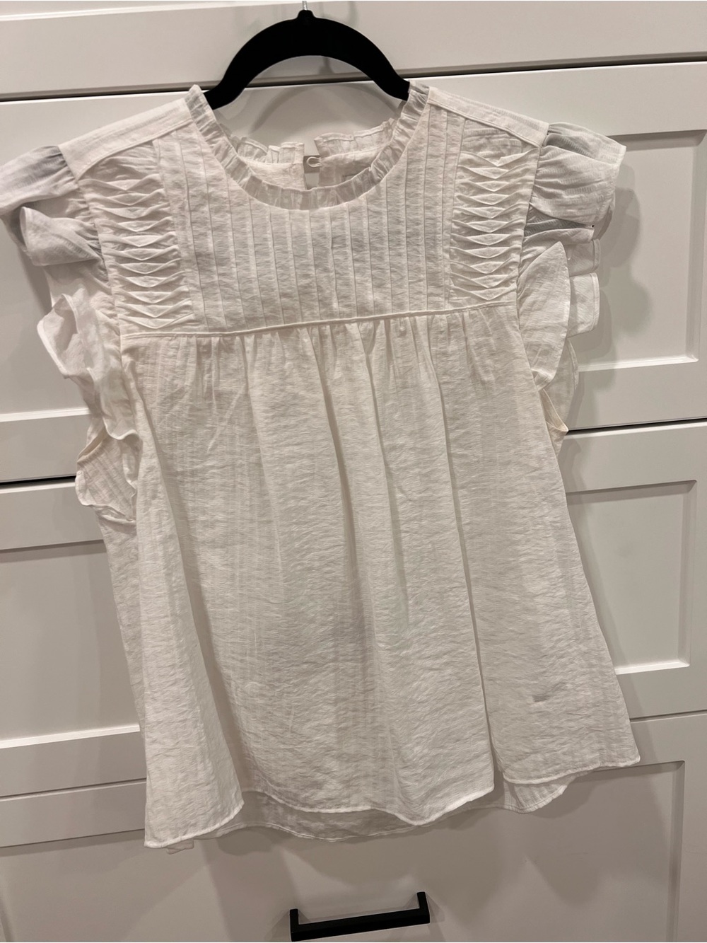 Club Monaco White Pintuck Ruffle Sleeve Top